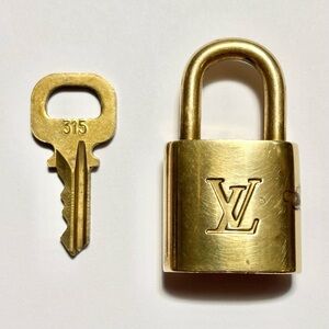 Louis Vuitton Padlock with Key #315